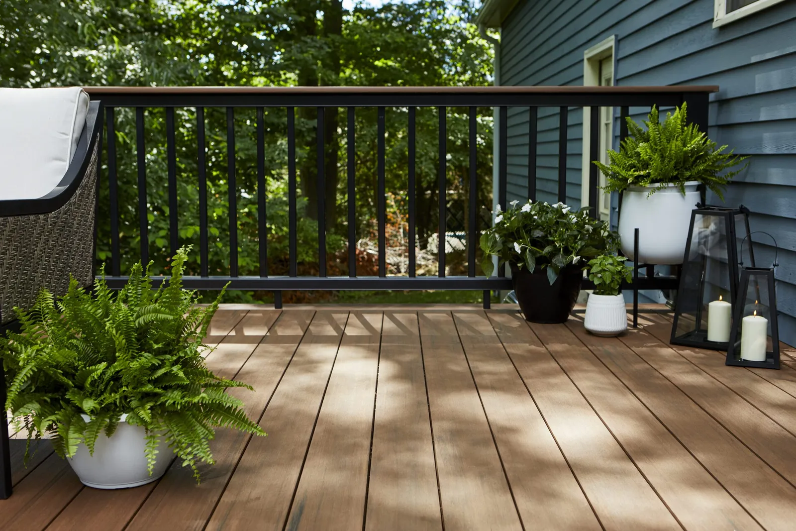 Eco-Friendly Outdoor Design Trends: Sustainable Materials and Smart Solutions