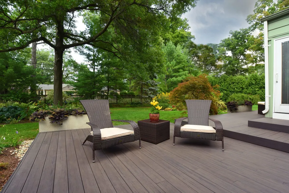 Eco-Friendly Outdoor Design Trends: Sustainable Materials and Smart Solutions
